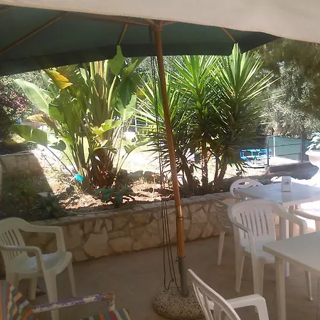 Lejlighedshotel Dolce Far Niente 3*