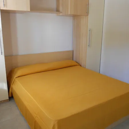 Lägenhetshotell Dolce Far Niente 3*